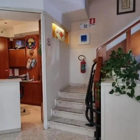 Hotel Indicatore 2*